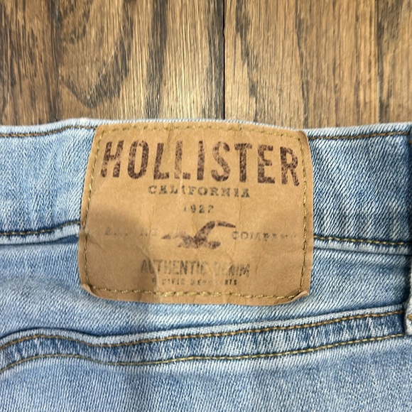 Hollister Skinny Jean 38 (Runs Small, fits like a 14) - Picture 3 of 5